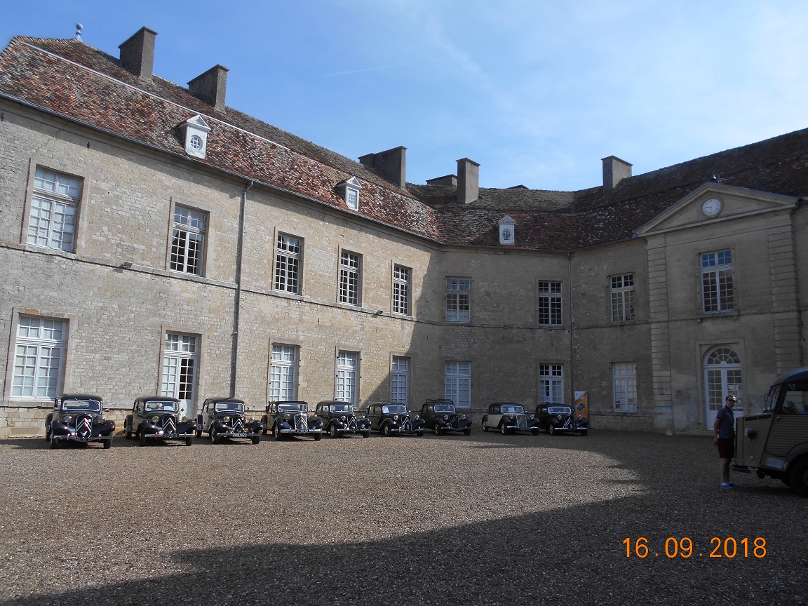 Photo 06.JPG
